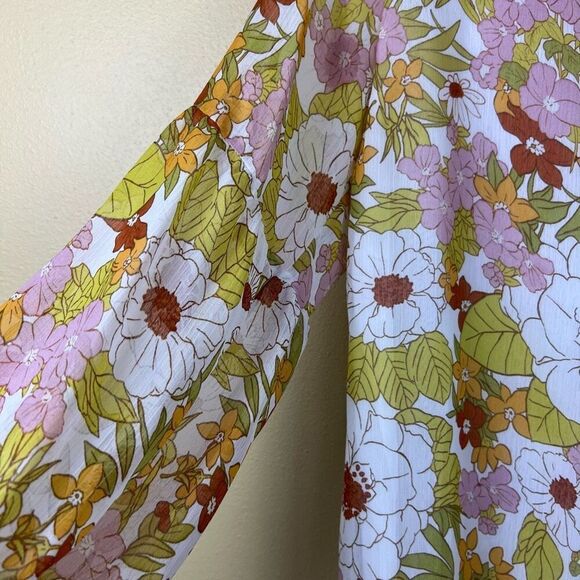 Floral Blouse Top Boho Pullover V neck Long Sleeve Size M - Picture 4 of 5